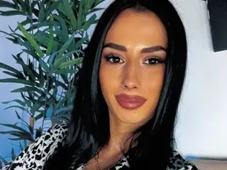 Streamate Live Sex Cam of TiaCyrrus