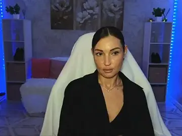 Stripchat Adult Webcam of NikoleMills