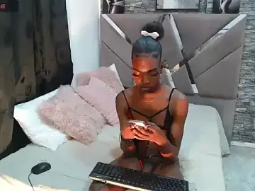 Stripchat Live Sex Cam of black_tsx