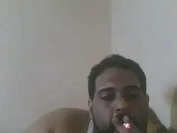 Stripchat Live Sex Cam of elpoop7305
