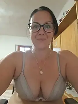 Stripchat Watch Live Sex Cams of fekete_demon