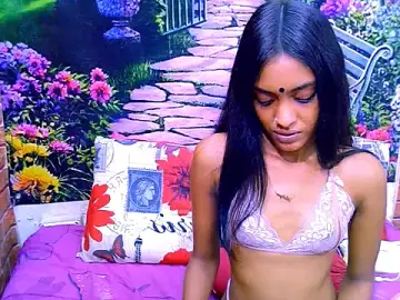 Stripchat Free Live Porn of IndianPretty14u2Luv
