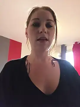 Stripchat Live Sex of XLisaxx