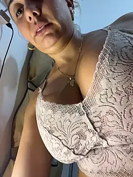 Stripchat Free Live Porn of maymercy