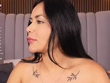 Stripchat Private Sex Chat of emperatriz_reyes