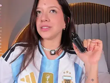 Stripchat Adult Webcams of emperatriz_reyes