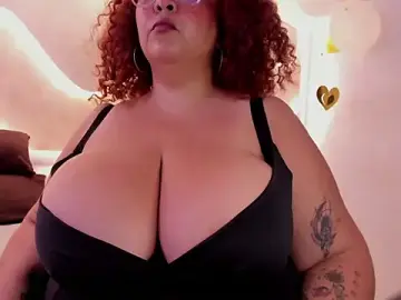 Stripchat Free Porn Cam of MaraaSweett