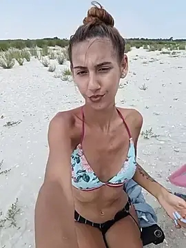 Stripchat Live Sex Cam of Andreea_Foxx