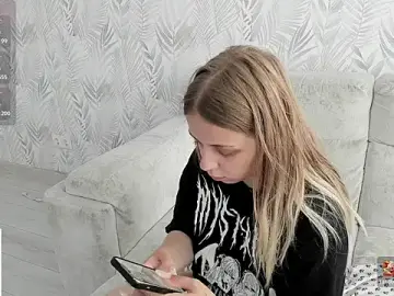 Stripchat Watch Live Sex Cams of Alice_Halle