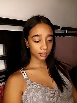 Stripchat Sex Cam of Zoe_Sweett18
