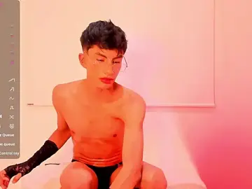 Stripchat Live Sex Cam of Erick_Velveth