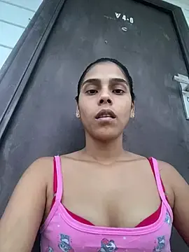 Stripchat Free Live Porn of Saray_queen1