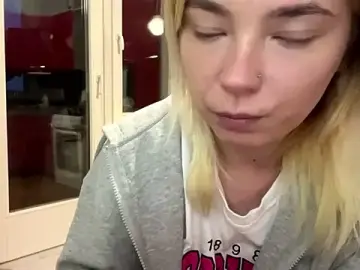Stripchat Sex Cam of KimberliBaskerville