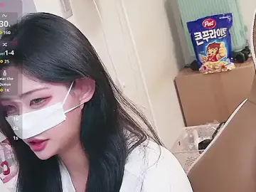 Stripchat Free Porn Cam of Milk_Sola