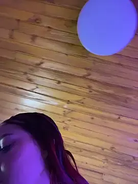 Stripchat Adult Webcams of Karen18_boobs