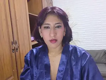 Stripchat Live Sex Cam of Violet_rousse7