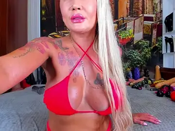 Stripchat Sex Cam of NikkaHOTx