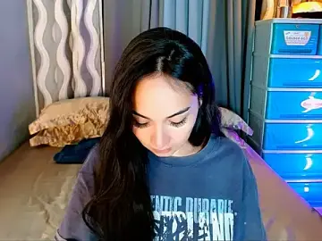 Stripchat Free Porn Cam of SweetLilly_18