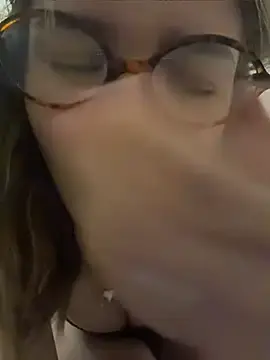Stripchat Live Porn of FlashTitsRoyal