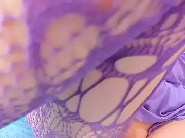Stripchat Live Sex Cam of RedAssHottie