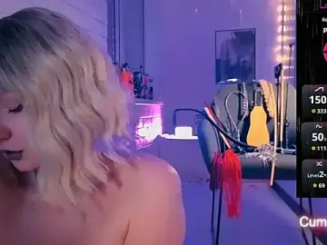 Stripchat Private Sex Chat of Sandralawrence