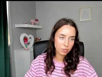 Stripchat Free Porn Cam of AdeleSolo