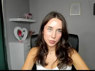 Stripchat Adult Webcam of AdeleSolo