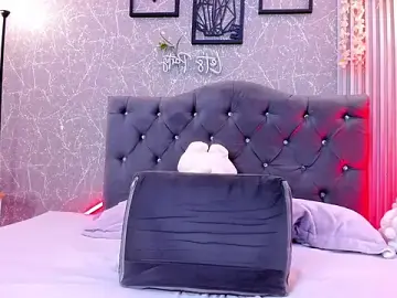 Stripchat Live Sex Cam of lana_gill1