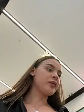 Stripchat Live Sex of KristiRich