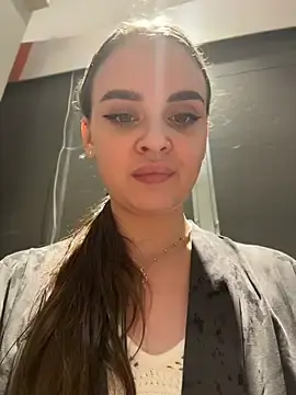 Stripchat Watch Live Sex Cams of KristiRich