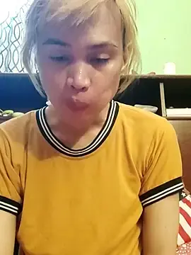 Stripchat Adult Webcams of QueenSoreal