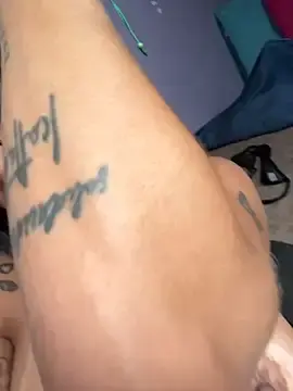 Stripchat Live Sex Cam of charlotte_stevenss_