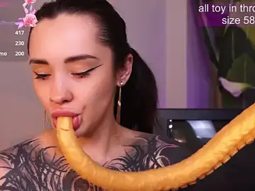 Stripchat Live Sex of EvaCanton