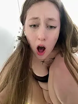 Stripchat Live Sex Cam of FroggyAnna