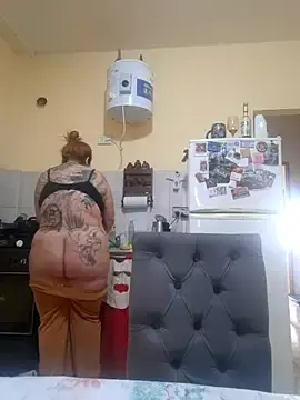 Stripchat Free Live Porn of Naturalmenteyoo