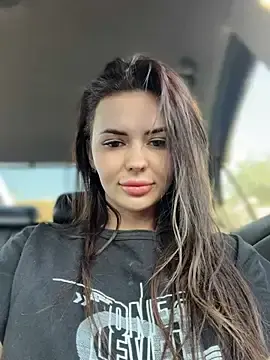 Stripchat Live Sex Cam of PrincessaHill_