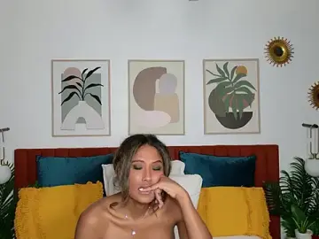Stripchat Live Porn of ShanialaFrancaise