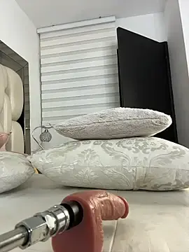 Stripchat Live Porn of ALISSON_FOXXX1
