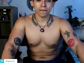 Stripchat Live Sex Cam of Magnuz_Col