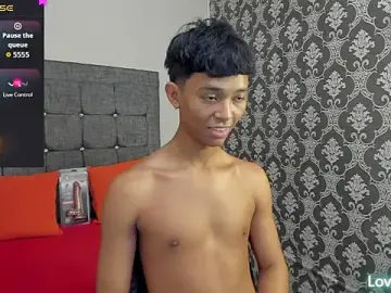Stripchat Sex Cam of Little_Twink19x