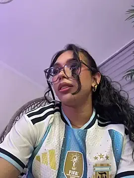 Stripchat Adult Webcams of Samantha_Bernardo