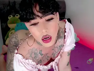 Stripchat Nude Webcam of little_star_porn