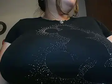 Stripchat Sex Cam of Penelope_Tits