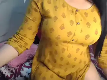 Stripchat Adult Webcam of Trezza