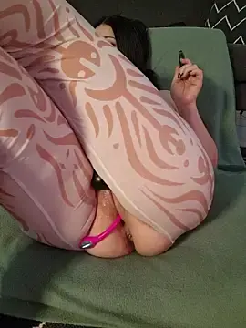 Stripchat Adult Webcam of AryaSummersReal
