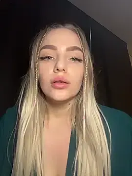 Stripchat Live Sex Cam of HugeBoobsAlice