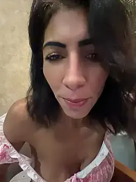 Stripchat Adult Video Chat of Yasmiinee