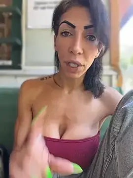 Stripchat Free Live Porn of Yasmiinee