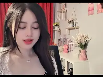Stripchat Watch Live Sex Cams of Bee-Cherry