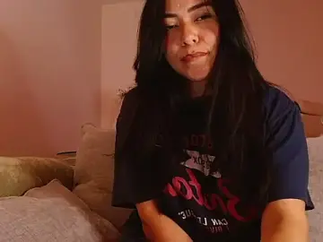 Stripchat Live Sex Cam of PetitLumiere